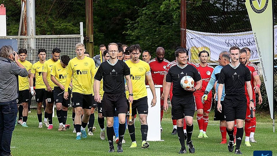 Die Kreispokal-Finalisten - hier der VfL Rüdesheim und TuS Winzenheim im Kreis Bad Kreuznach - spielen in der neuen Saison auch im Verbandspokal des SWFV.