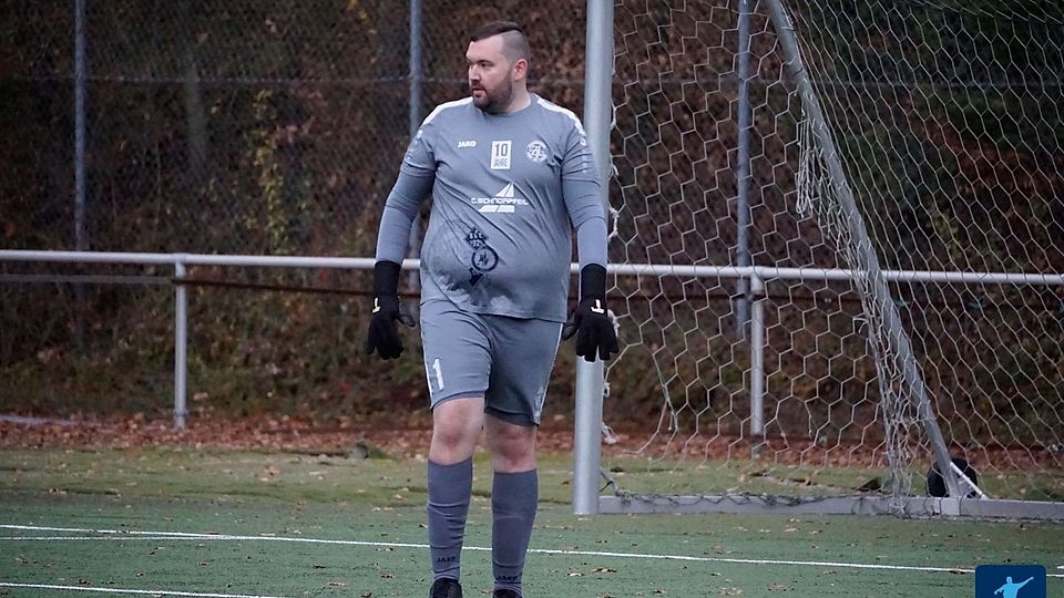 Hatte gegen Schweich mächtig zu tun: Zewens Schlussmann Alexander Hinz.