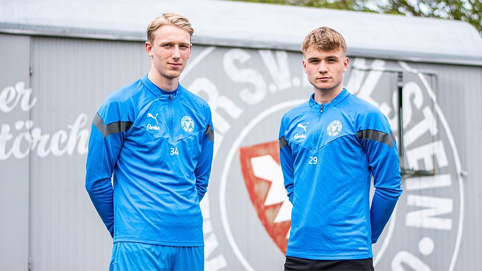 Colin Kleine-Bekel (li.) und Niklas Niehoff laufen in der aktuellen Spielzeit für die U23 auf und rücken zur kommenden Saison in den Kader der Lizenzmannschaft auf.