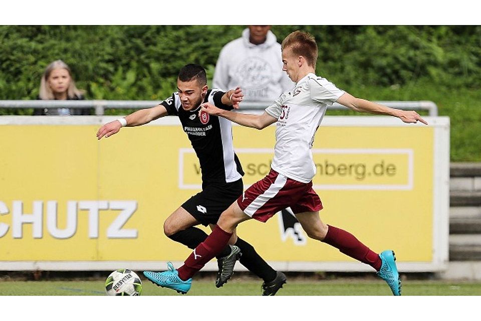Die Siegener A-Junioren mussten sich gegen den 1. FC Gievenbeck mit einen 1:1-Unentschieden begnügen. Foto: rebe