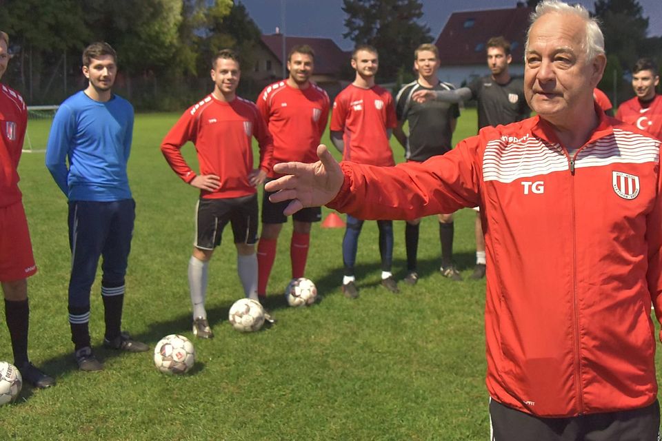Ernst Wiesmüller: Der Trainer von RW Klettham darf einige Rückkehrer begrüßen.