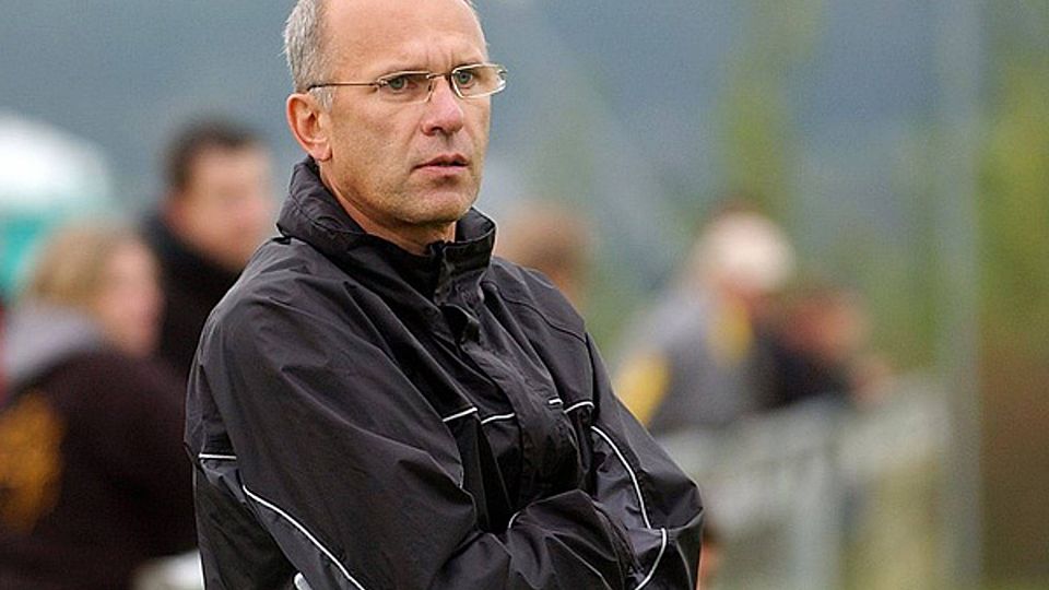 Schwierige Mission: Norbert Schlegel steht nun an der Seitenlinie des FC Eintracht Bamberg. F: Meier