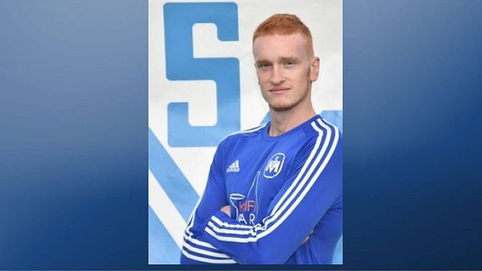 Mit seinen  Saisontoren  Nummer fünf bis sieben war Nils Große Scharmann der Möhringer Matchwinner. Foto: Collage FuPa Stuttgart