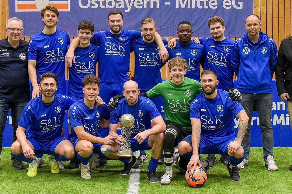 Der SV Burgweinting hat gute Erfahrungen mit dem Dingolfinger Kunstgrün gemacht. Kann der Underdog die Favoriten ärgern?