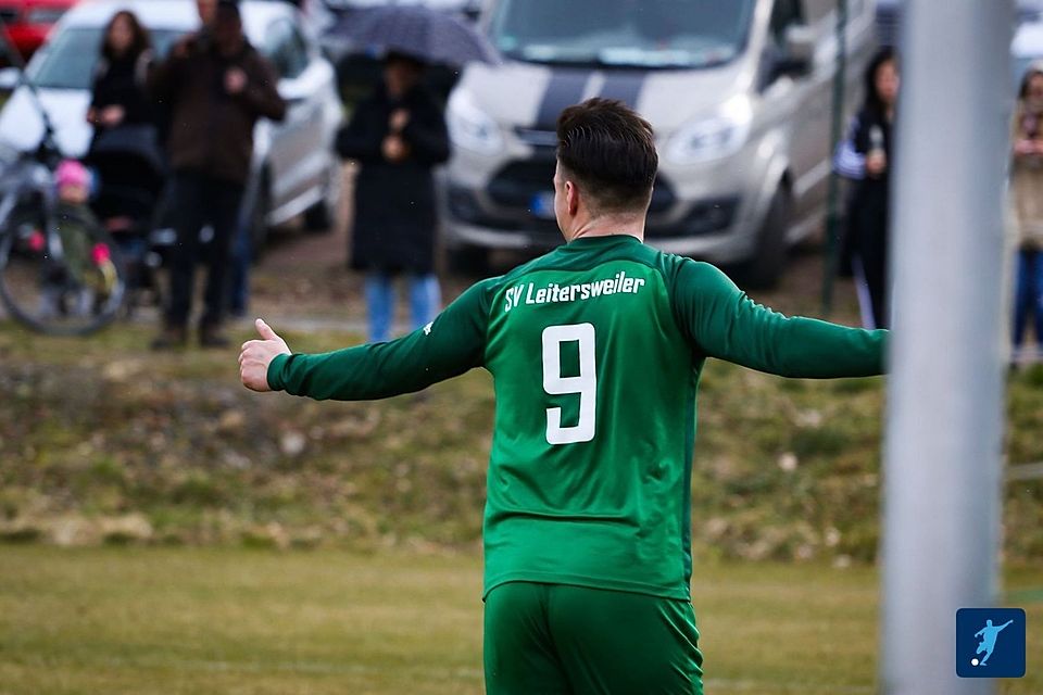 Darius Maas jubelt über einen seiner beiden Treffer beim 3:0-Sieg des SV Leitersweiler in der Fußball-Kreisliga A Blies gegen die SG Linxweiler.