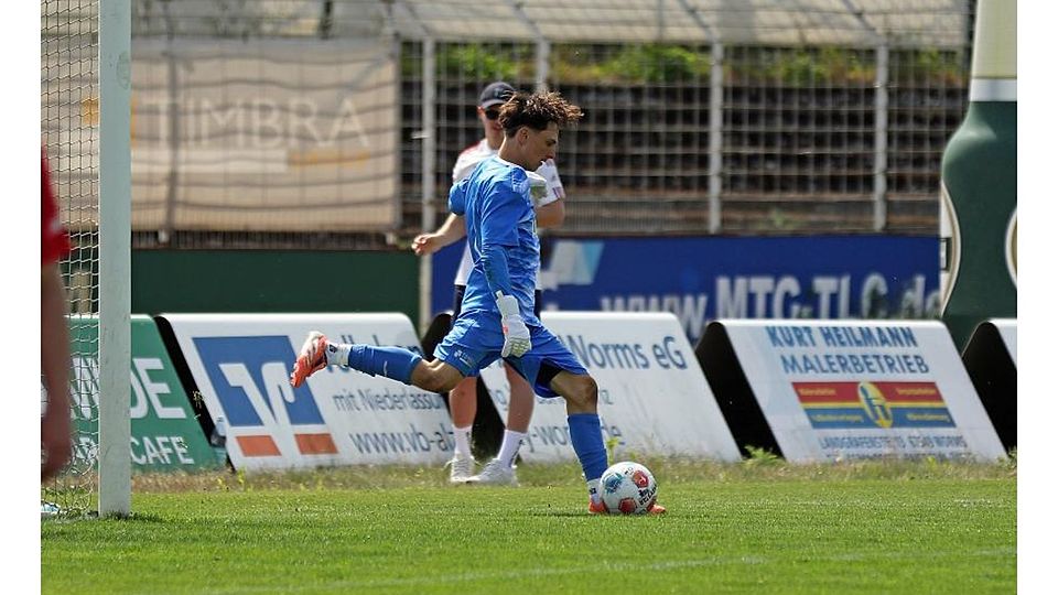 Beim Debüt ohne Gegentreffer: Wormatias U19-Torwart Ian Wiedemann überzeugte bei seiner Oberliga-Premiere. 	Foto: Christine Dirigo/pakalski-press