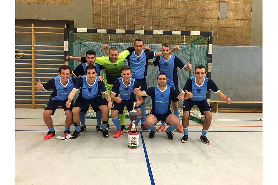 Beim Portus Rothaus-Cup 2016 in Pforzheim sicherte sich der TV Wackersdorf Futsal ungeschlagen den Turniersieg.
