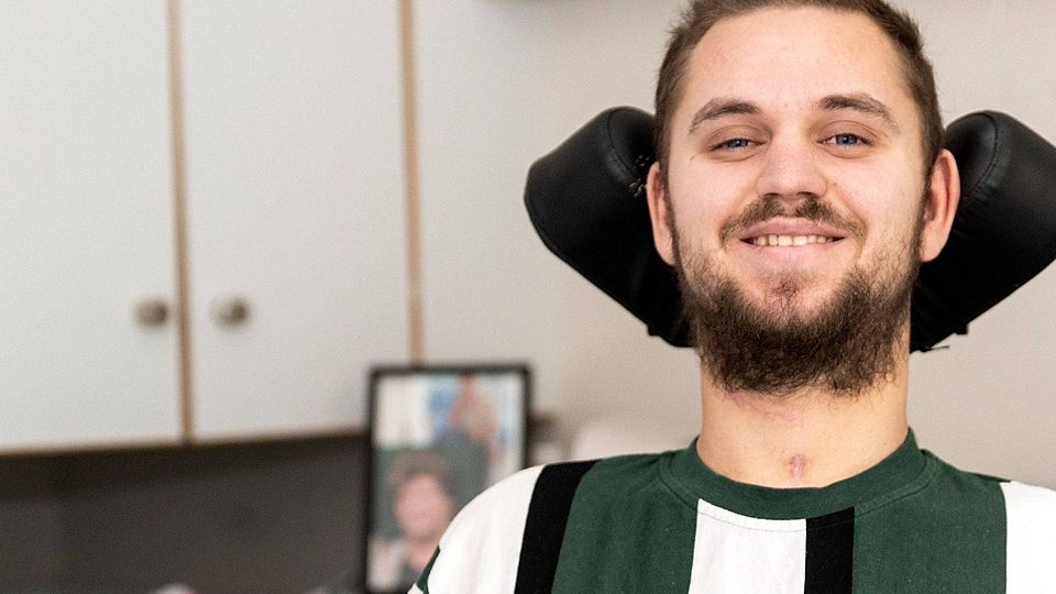 Unterhalb der Schultern kann sich Pascal Trampe nach einem schweren Unfall im Juli kaum noch bewegen.
