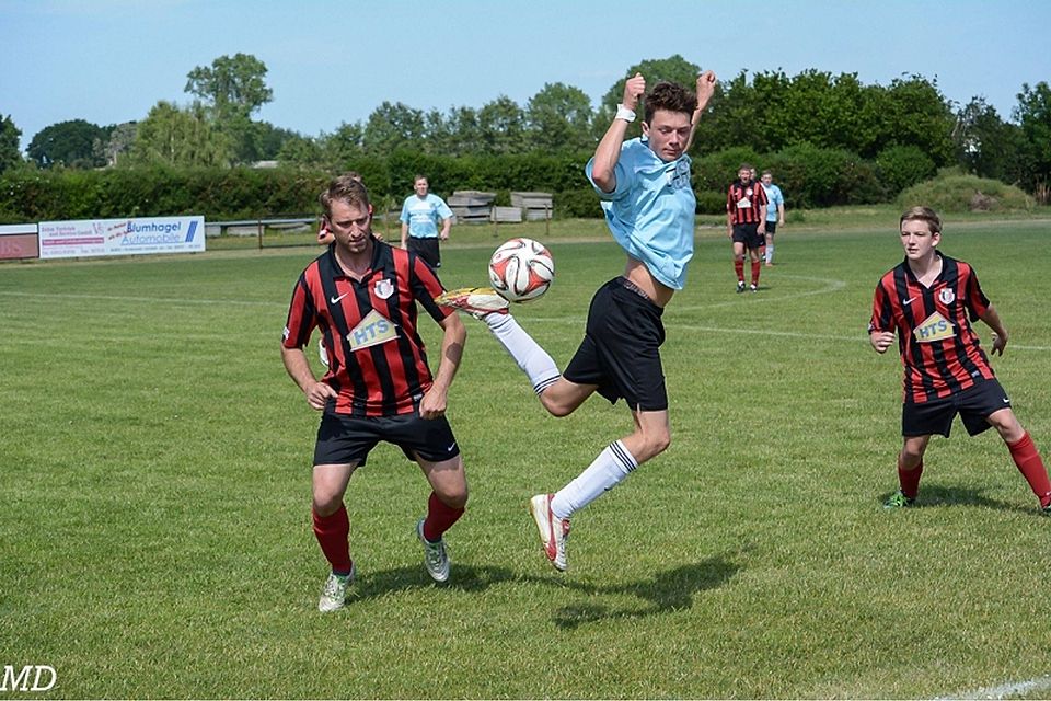 Gladau (in rot-schwarz) empfängt am Samstag den abstiegsbedrohten BBC 08   F: Donau