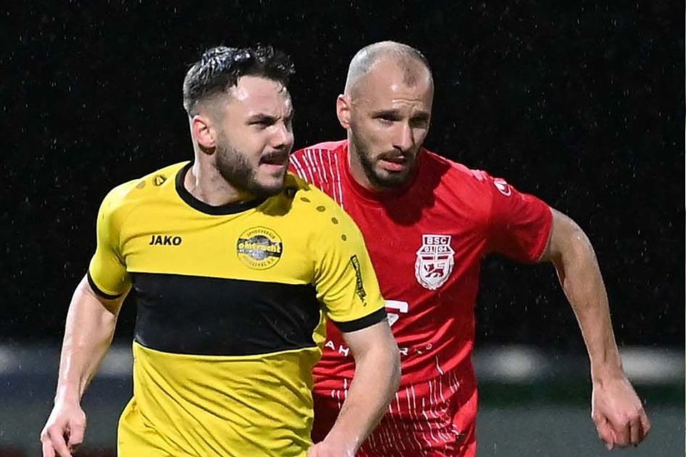 Ein Foto aus besseren Tagen: Tokac im Trikot des SV Eintracht Hohkeppel, mit dem er im vergangenen Sommer den Aufstieg in die Regionalliga feierte.