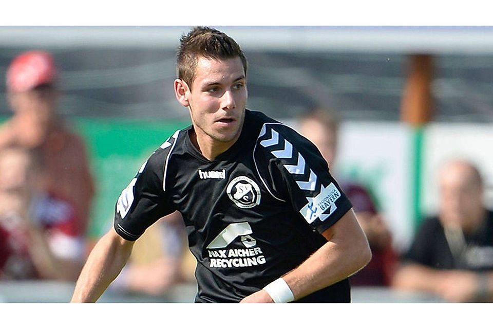 Christian Knorr vom Regionalligisten SV Seligenporten trägt in der neuen Saison das Trikot des FC Amberg: Foto: Sportfoto Zink