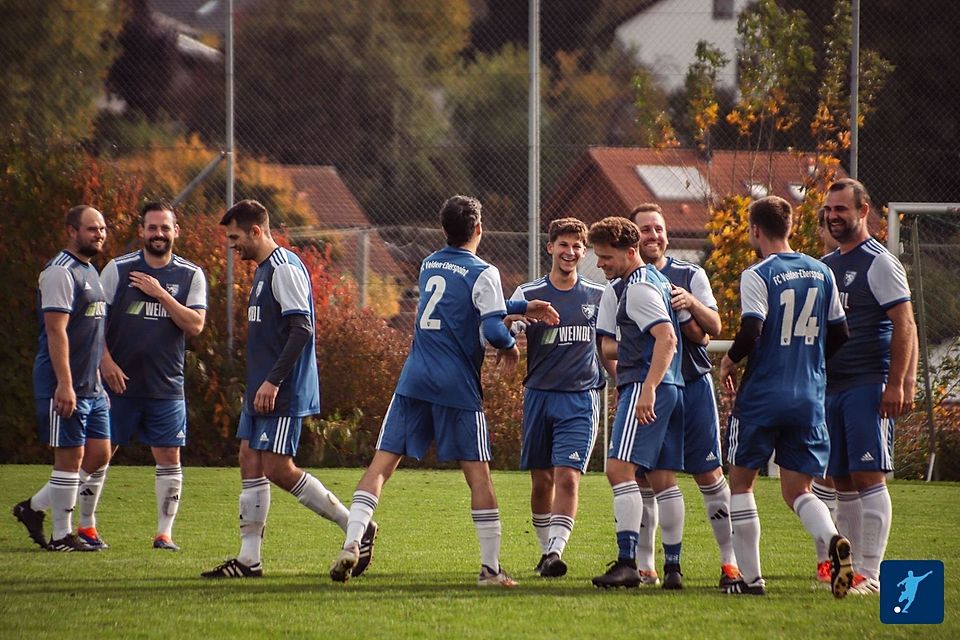 Der FCVE III holt durch ein deutliches 6:0 gegen Vilsheim II drei weitere Punkte. Die Just-Elf bleibt auf Rang zwei hinter Mittelskirchen.