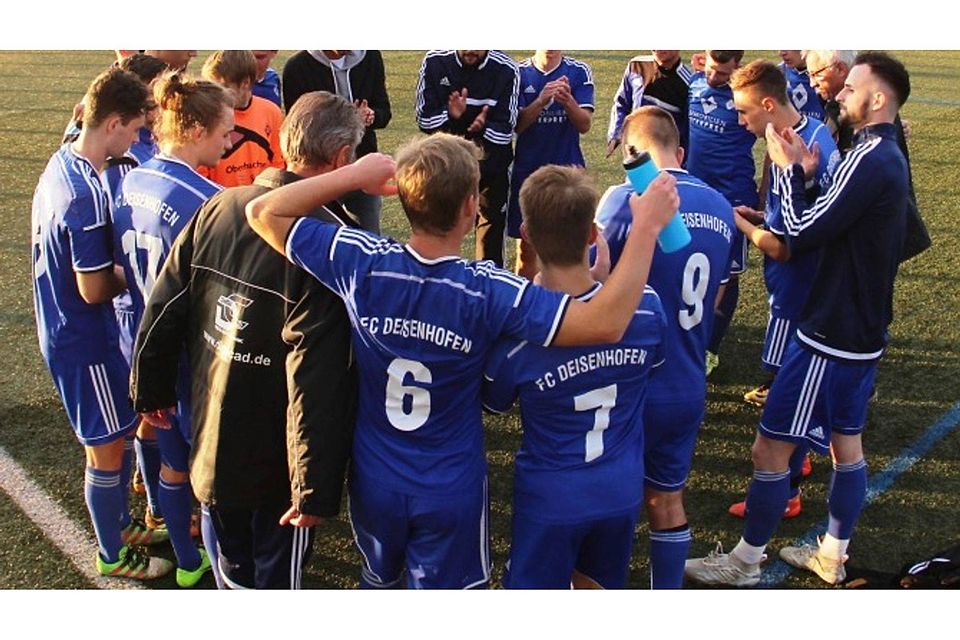 Gelebter Teamspirit beim FC Deisenhofen. Der ganze Verein präsentiert sich wie eine große Familie. (Foto: Harald Hettich)