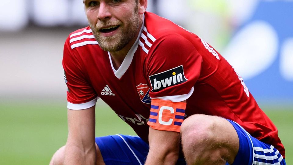 l Mit Dominik Stahl verlässt ein absoluter Leistungsträger der SpVgg Unterhaching und ein Vorzeige-Profi die Fußball-Bühne – zumindest als Aktiver.