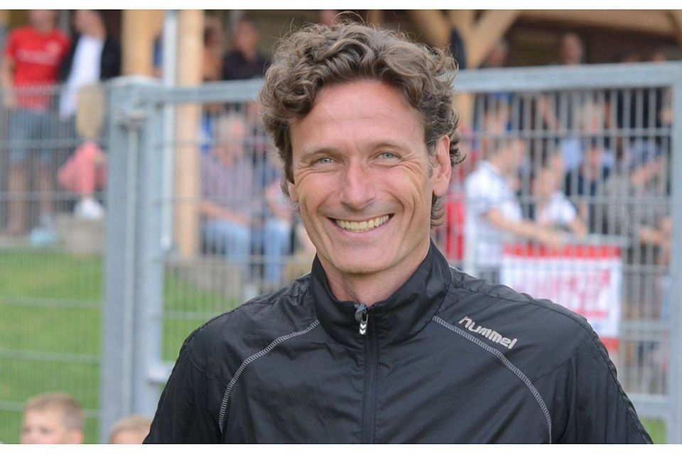 Freut sich auf seinen neuen Verein, den Fußball-Drittligisten SG Sonnenhof Großaspach: Eichedes Ex-Trainer Oliver Zapel.  F: Hermann