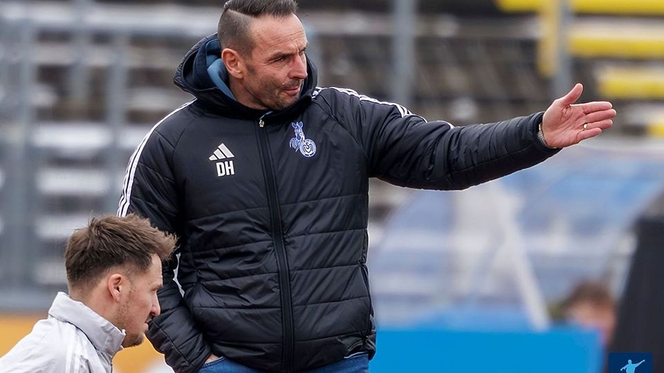 MSV-Coach Dietmar Hirsch.