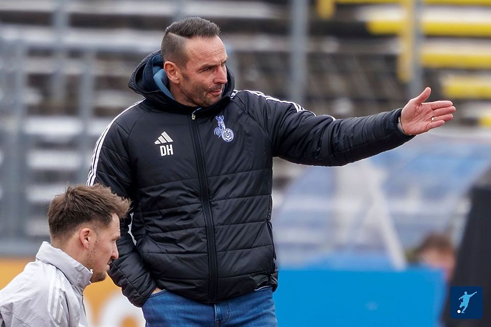 MSV-Coach Dietmar Hirsch.