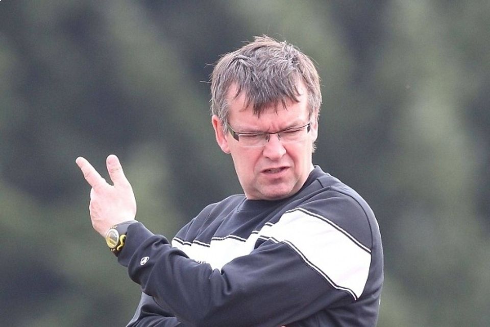 Wird in Rupprechtstegen endgültig zum Dauerbrenner auf der Trainerbank: Roland Winkler (Foto: Zink).