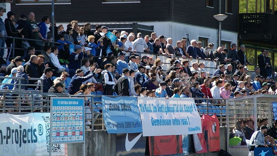 Viki Tribüne in Lichterfelde