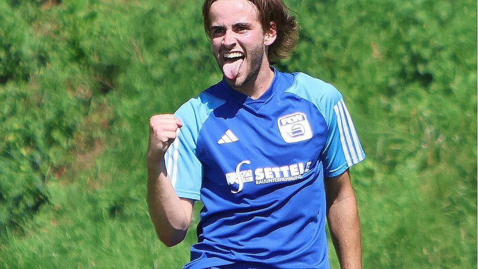 Adrian Bartsch hatte mit dem FC Bad Wörishofen Grund zum Feiern. Beim SVO Germaringen gab es einen 3:2-Erfolg.