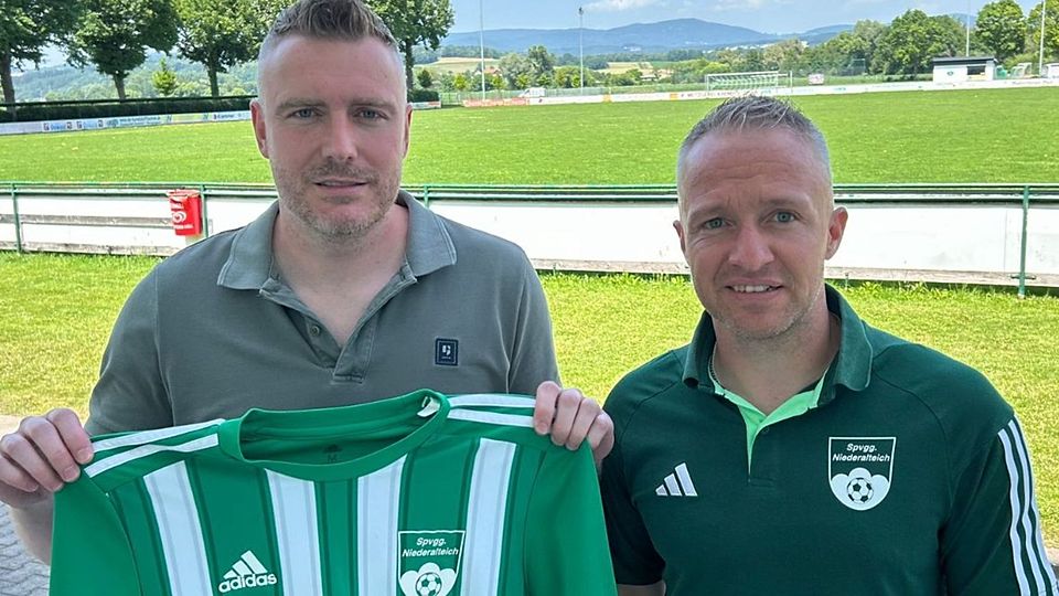 Andreas Eberhardt (re.) freut sich über die Zusage von Routinier Philipp Peter 