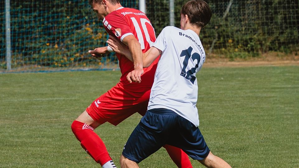 Konnten sich nach zweimaligem Rückstand letztlich durchsetzen. Die Spieler der SG Blau-Rot Holstein