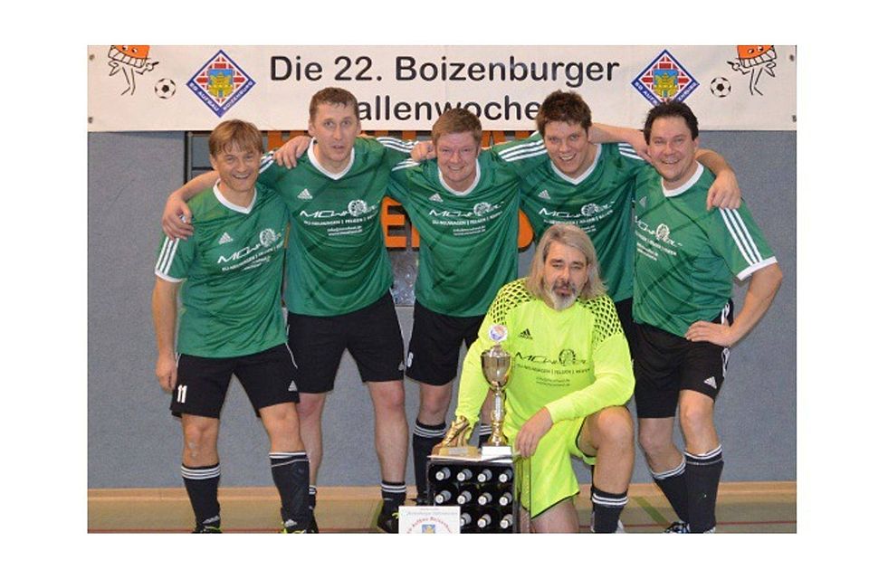 Das Siegerteam der Ü35 Mannschaft des TV 1860 Neuhaus. Foto Sascha Nitsche