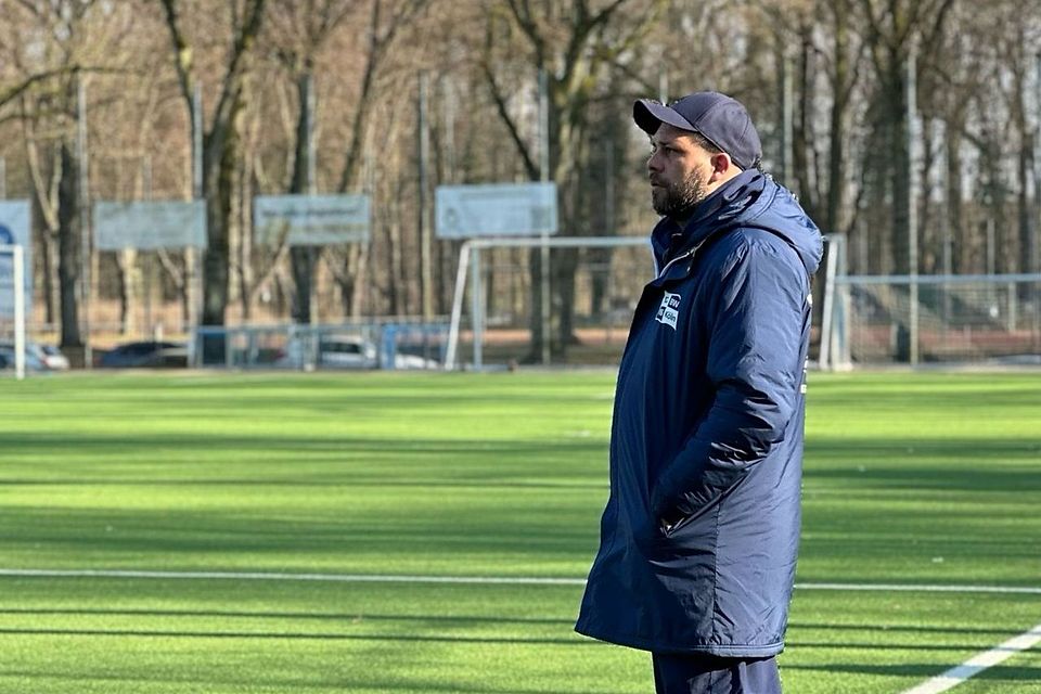 Heiko Dietz und Blau-Weiß Köln ist am Wochenende beim Tabellendritten Jan Wellem gefordert.