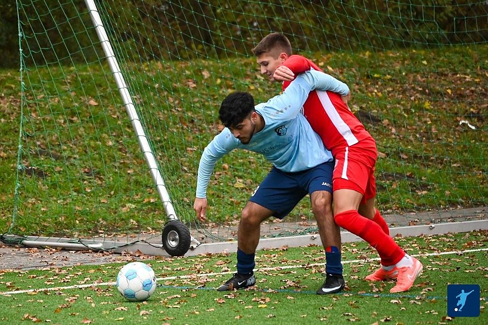 Der FC Hellas tritt auswärts an. 