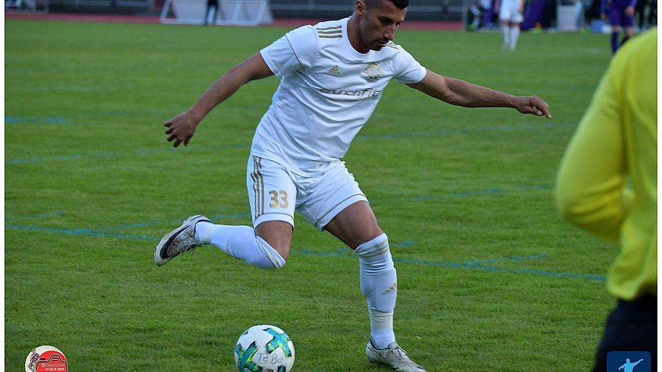 Karim Benyamina spielt weiterhin leidenschaftlich Fußball, forciert aber auch seine Trainerkarriere. 