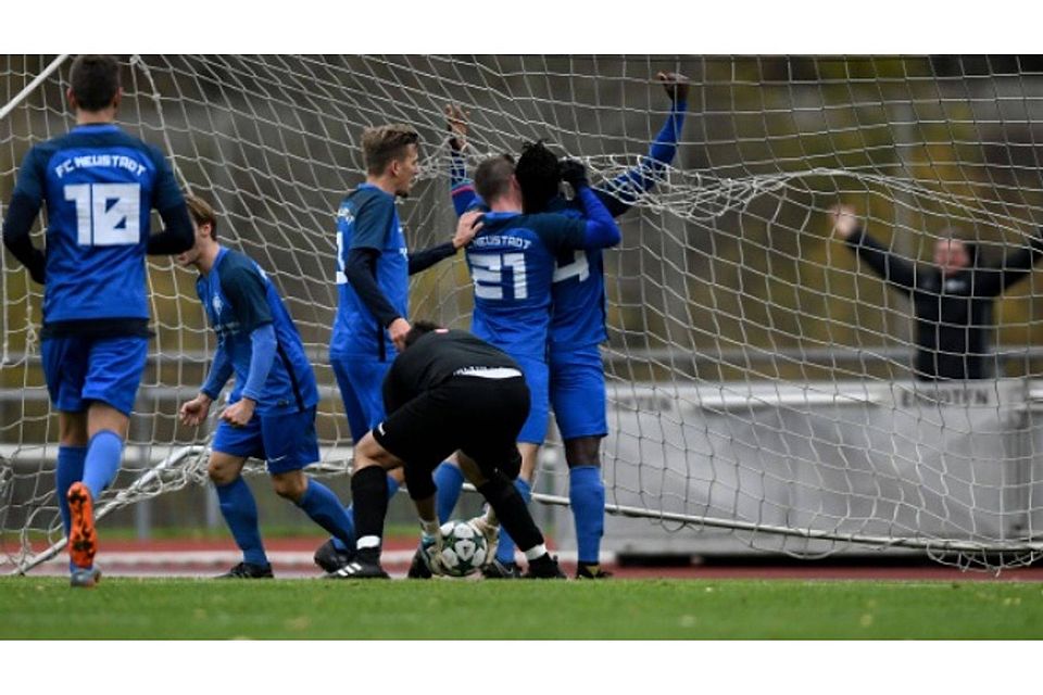 Das letzte Mal ins gegnerische Tor getroffen haben die Blauen des FC Neustadt in der Verbandsliga  beim 2:2 gegen den FC Bad Dürrheim. Sam Samma verwandelte zwei Elfmeter und jubelte. | Foto: Patrick Seeger.