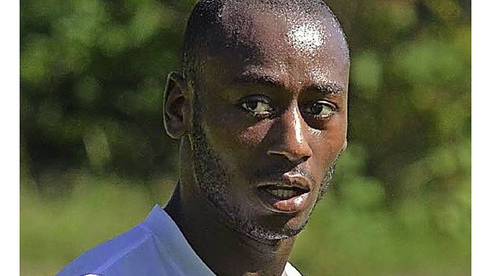 Torlos: Godfried Bonsu  | Foto: Uwe Rogowski