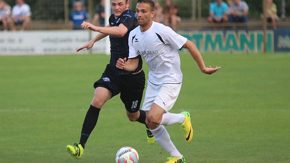 Verletzt: Delbrücks Sommerneuzugang Sefkan Kaynak muss zum Ligastart zuschauen. F: Heinemann