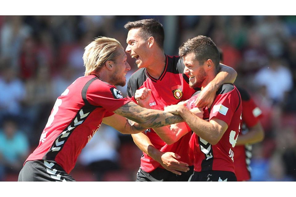 Die SG Sonnnehof Großaspach gewann das Testspiel gegen die roten Teufel aus Kaiserslautern. Foto: Images