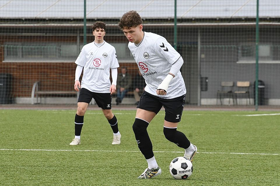 Nachwuchsmann Michael Dinkler gehört künftig fest dem Burghauser Regionalliga-Kader an.