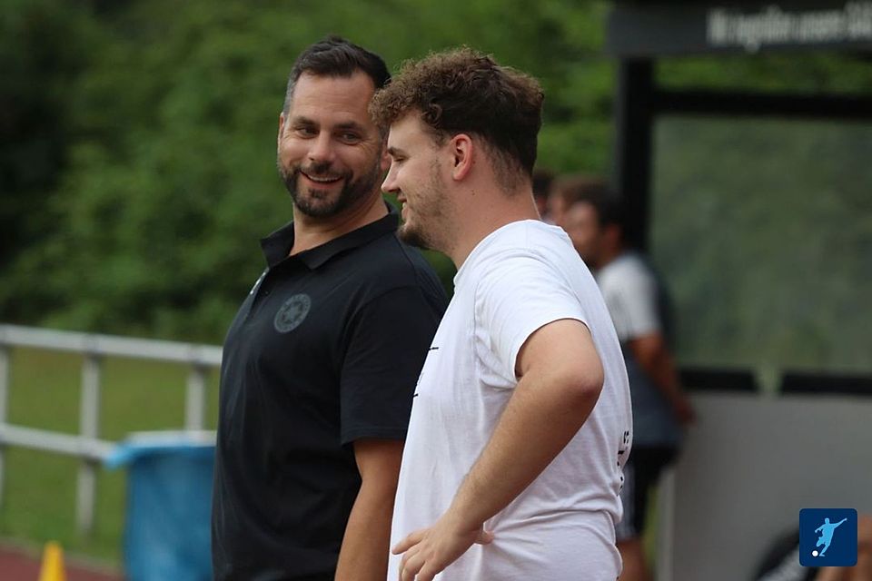 Marienfelde  Trainer Bunde vorne