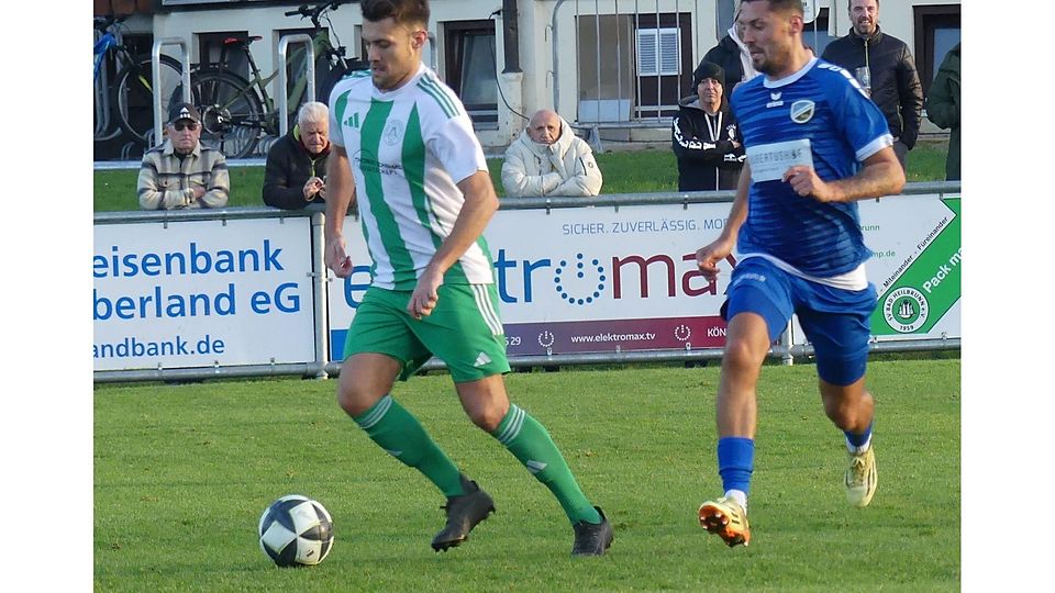 Meist erfolgreich vom Tor weggehalten: Florian Kapfhammer (li.) und seine Heilbrunner bringen einen 1:0-Sieg in Deisenhofen über die Zeit.