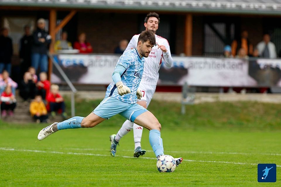 Passaus Keeper Paul Burgmeier möchte seinen Kasten im Auswärtsmatch beim TSV Seebach sauber halten 