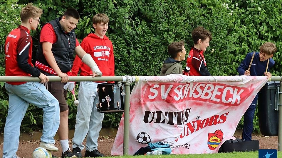 Der SV Sonsbeck hat ein reichhaltiges Merchandise-Angebot in seinem Online-Shop.