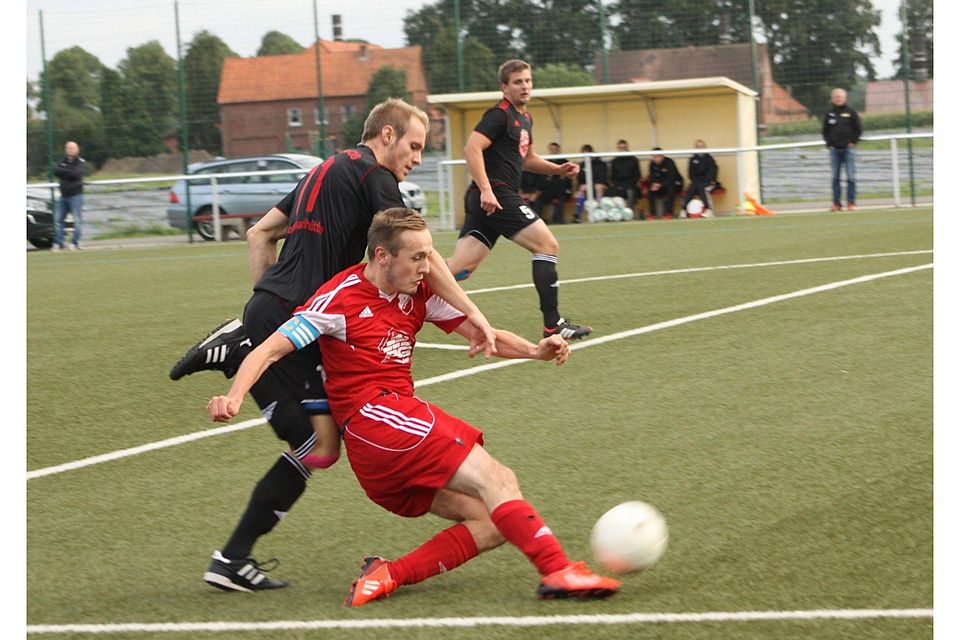 Glandorf (rot) unterlag Georgsmarienhütte 0:1.