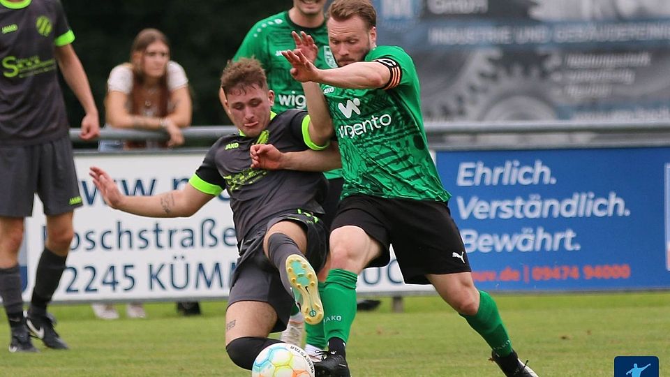 "Big Points" im Abstiegskampf ergatterte der SV Kohlberg (in Grau) beim 3:0-Heimsieg gegen den SV Schmidmühlen.