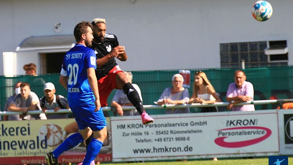 Vorigen Sommer noch Gegenspieler, bald Kollegen: TSV-Schott-Urgestein Marco Senftleben (links) und Pierre Merkel.