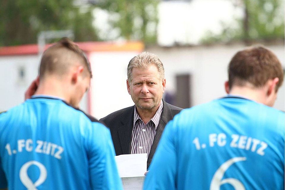Volker Dietrich unterstützt Ronny Scharf beim SV Burgwerben.