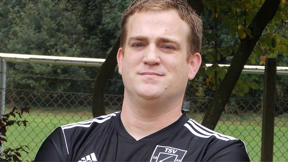 "Co-Spielertrainer" Wolfgang Leminski traf gegen Wangersen viermal.