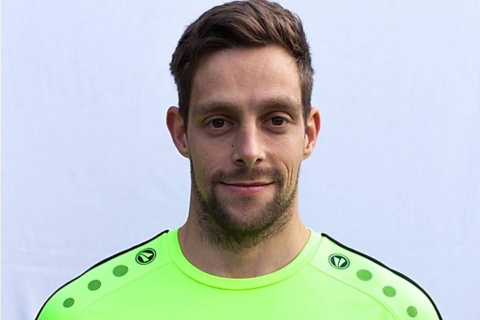 Denis Budelmann spielt in der Abwehr des VfB Köln rechtsrheinisch.
