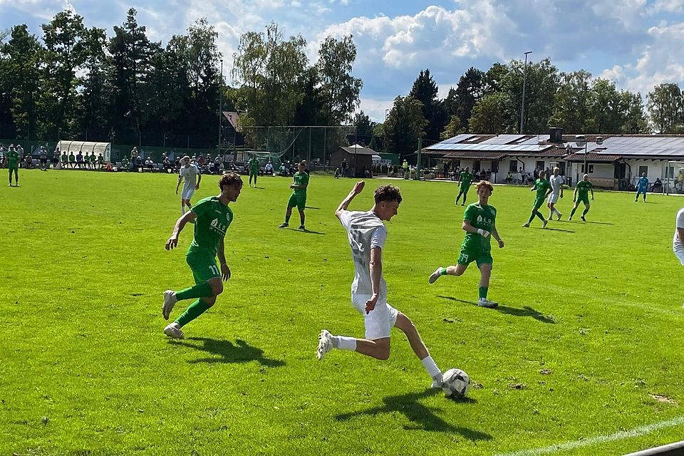 Undankbares Ergebnis: Der TuS, hier mit Maximilian Avril am Ball, war dem SV Waldperlach lange überlegen.