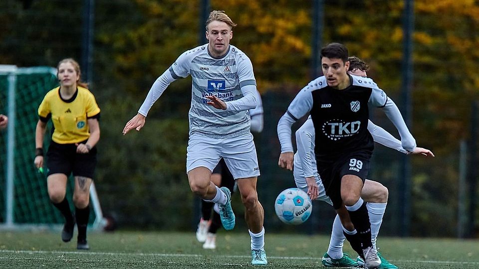 Der Kunstrasen beim ASV Süchteln wird erneuert.