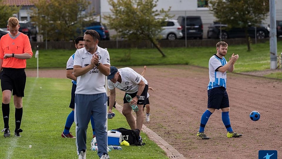 Nihat Derya mit großer Vorfreude als Trainer bei BW Schinkel gestartet