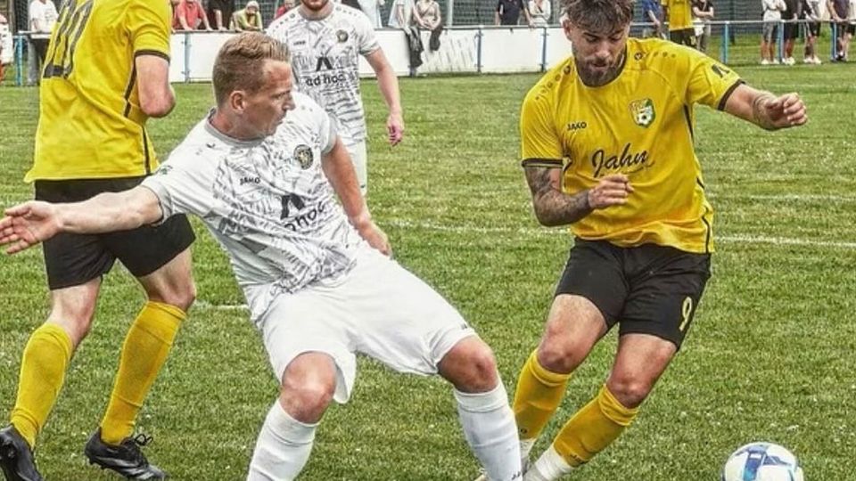 Gewohnt mit vollem Einsatz: James-Kevin Nahr (gelbes Trikot).