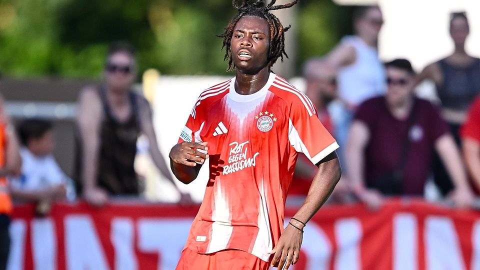 Bayern-Talent Gibson Adu muss doch in München bleiben.